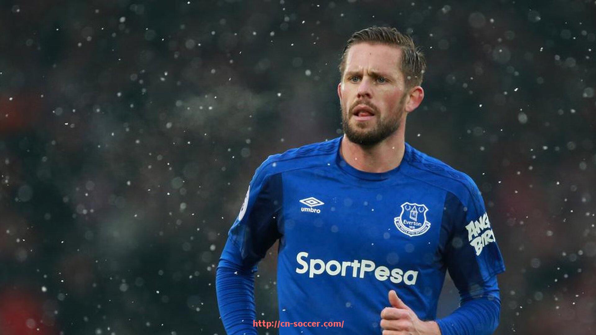 足球直播-伸腰展背健身器材的作用及科学锻炼方法